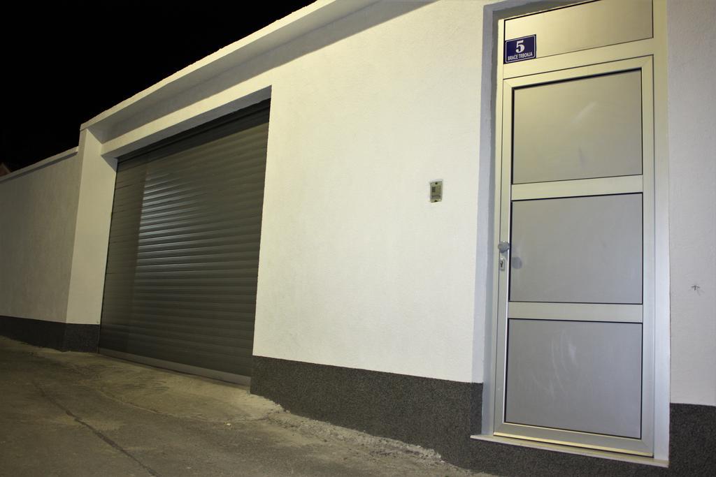 Apartments Solis モスタル エクステリア 写真